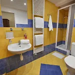 Hotell Season