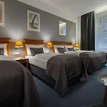 Hotell Season Prag