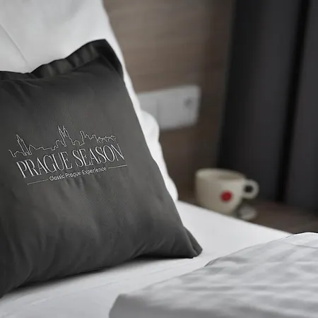 Hotell Season
