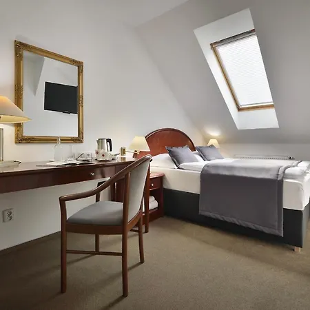 Season Hotel Prague