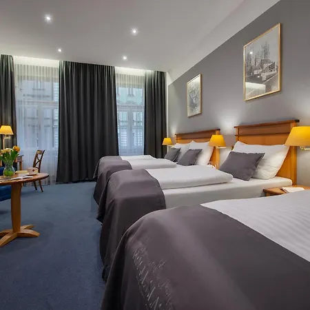 Hotell Season Prag