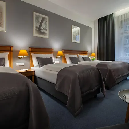 Hotel Season Prague