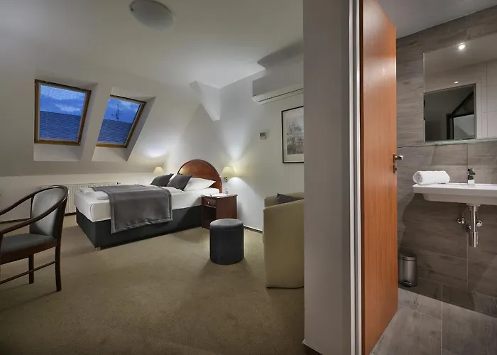 Hotell Season Prag