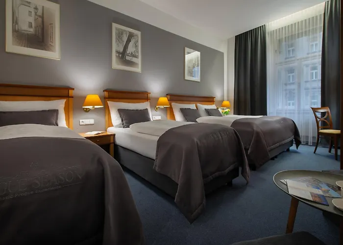 Hotell Season Prag