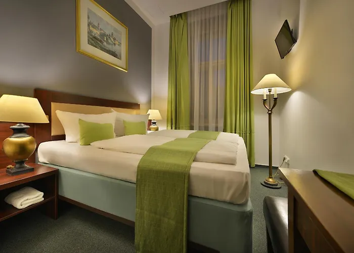 Otel Season Prag